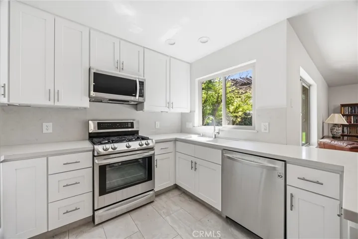 704 Winchester Street, Bakersfield, California 93309