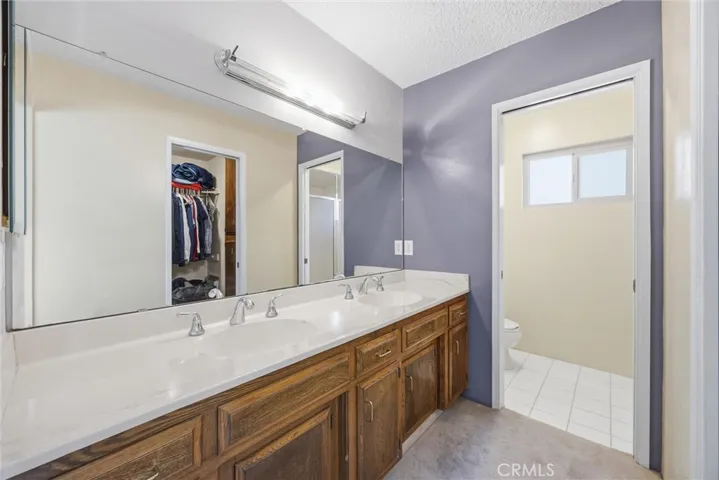 704 Winchester Street, Bakersfield, California 93309