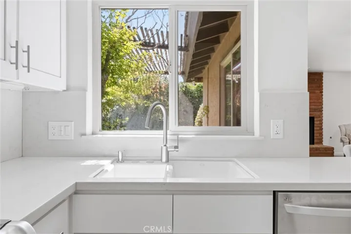 704 Winchester Street, Bakersfield, California 93309