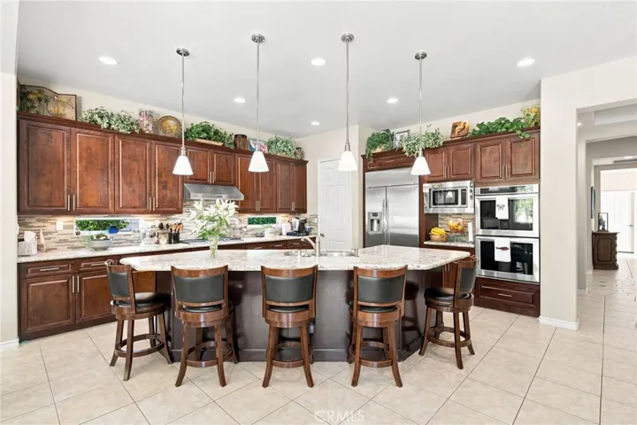 22976 Banbury Court, Murrieta, California 92562