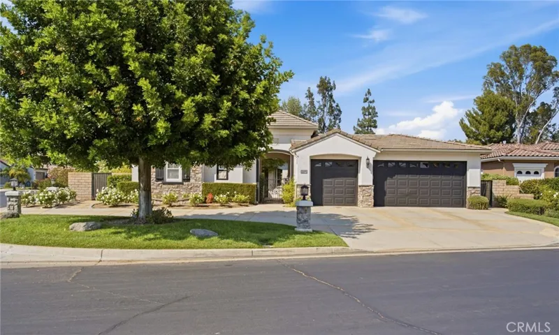 22976 Banbury Court, Murrieta, California 92562