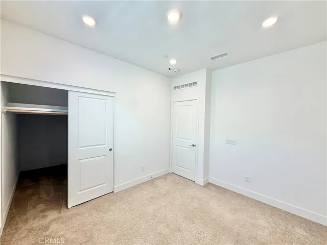 34390 Coconut Circle, Winchester, California 92596