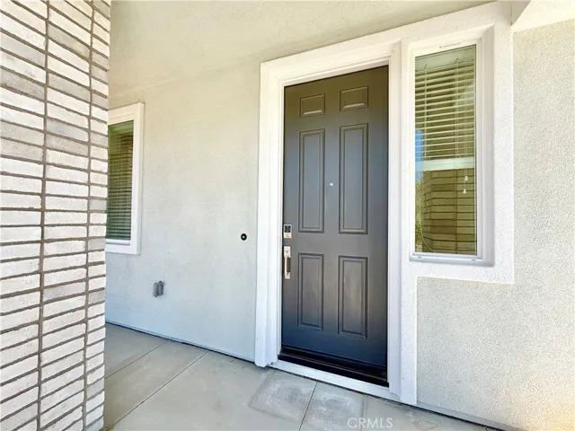 34390 Coconut Circle, Winchester, California 92596