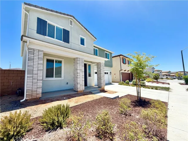 34390 Coconut Circle, Winchester, California 92596