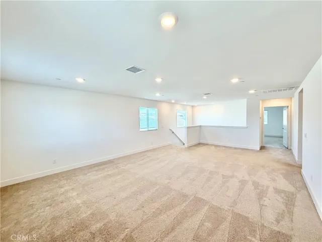 34390 Coconut Circle, Winchester, California 92596