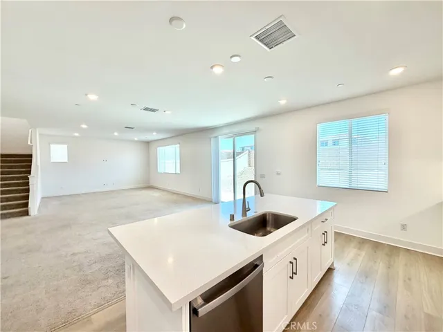 34390 Coconut Circle, Winchester, California 92596