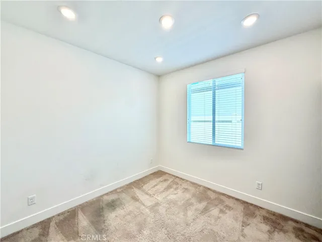 34390 Coconut Circle, Winchester, California 92596