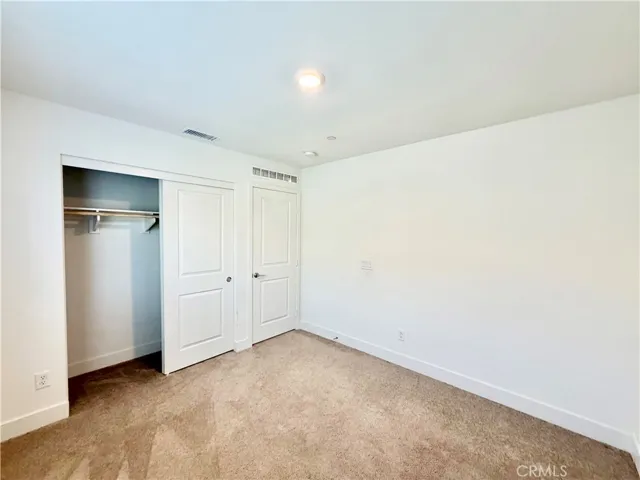 34390 Coconut Circle, Winchester, California 92596