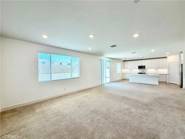 34390 Coconut Circle, Winchester, California 92596