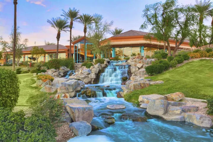 Sun-City-Palm-Desert-44 (1)