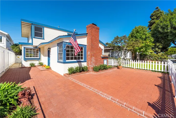 515 Carnation Avenue, Corona Del Mar, California 92625