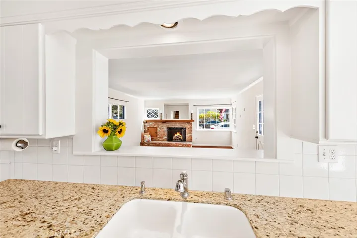 515 Carnation Avenue, Corona Del Mar, California 92625