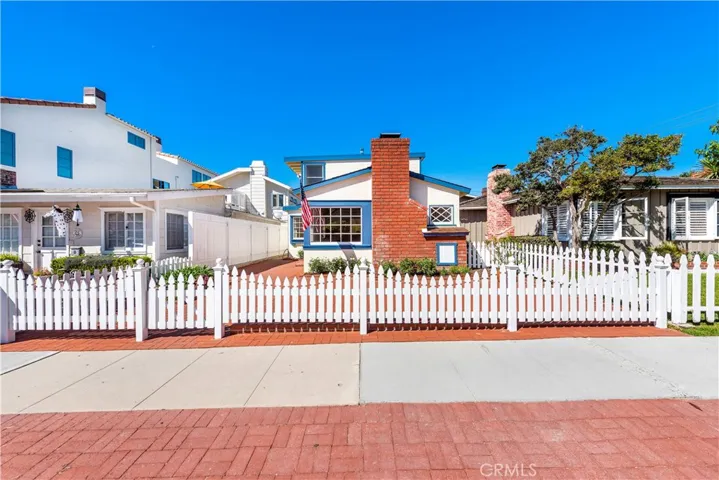 515 Carnation Avenue, Corona Del Mar, California 92625