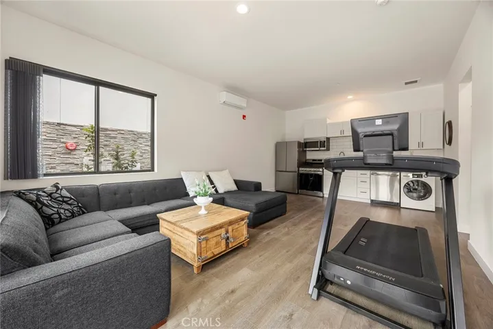 1911 Tumin Road, La Habra Heights, California 90631
