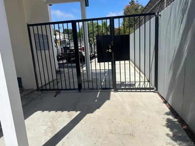 525 S Freeman St, Oceanside, California 92054