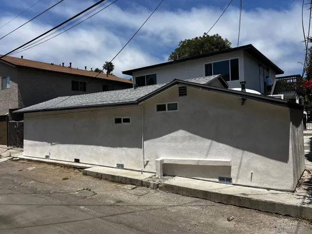 525 S Freeman St, Oceanside, California 92054