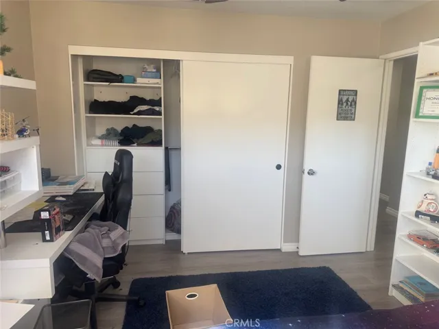 1059 Silvercreek, Corona, California 92882