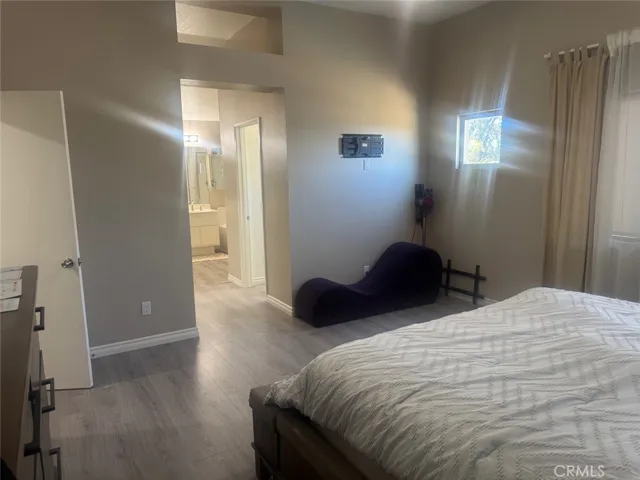 1059 Silvercreek, Corona, California 92882