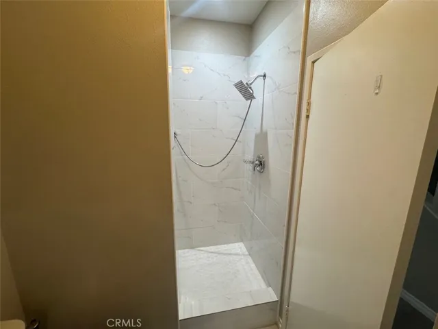 1059 Silvercreek, Corona, California 92882