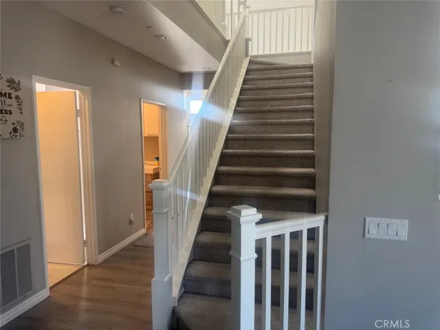 1059 Silvercreek, Corona, California 92882