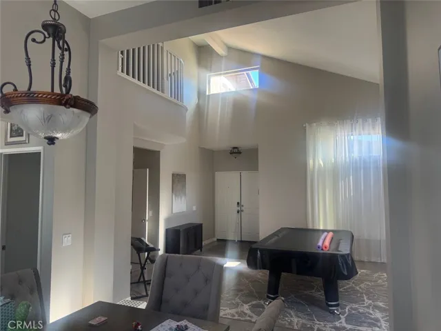 1059 Silvercreek, Corona, California 92882