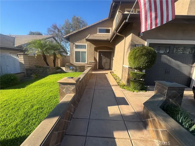 1059 Silvercreek, Corona, California 92882
