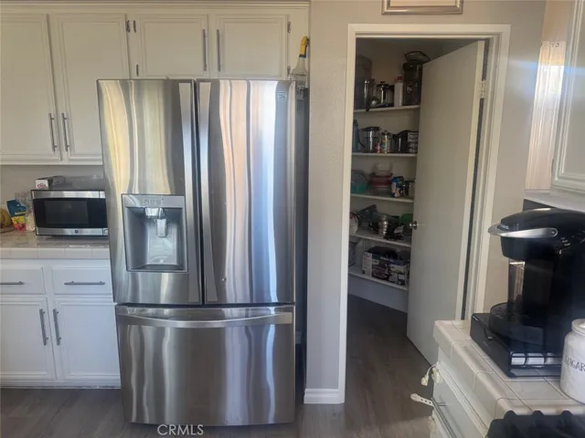 1059 Silvercreek, Corona, California 92882