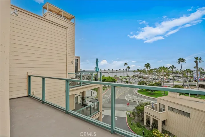 140 The Village 407, Redondo Beach, California 90277