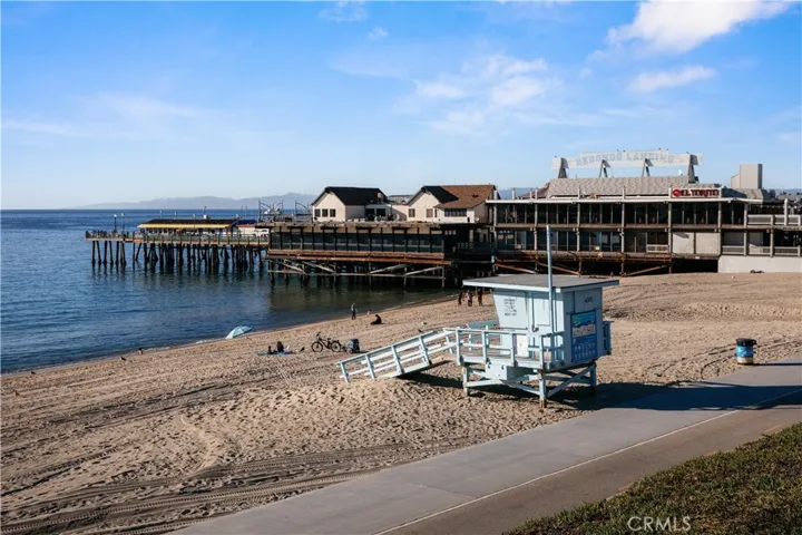 140 The Village 407, Redondo Beach, California 90277