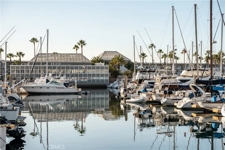 140 The Village 407, Redondo Beach, California 90277