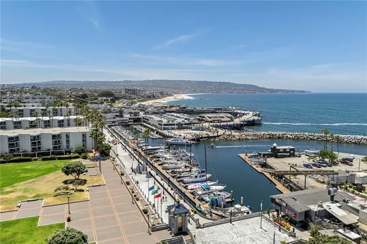 140 The Village 407, Redondo Beach, California 90277