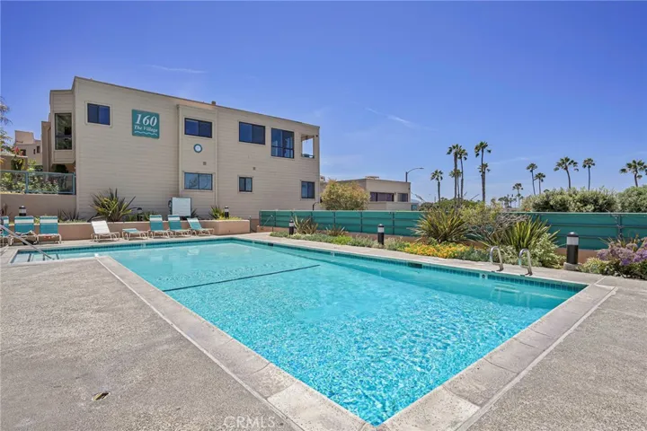 140 The Village 407, Redondo Beach, California 90277