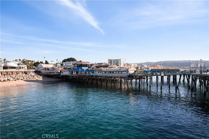140 The Village 407, Redondo Beach, California 90277