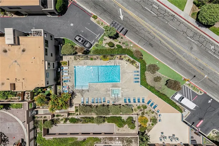 140 The Village 407, Redondo Beach, California 90277