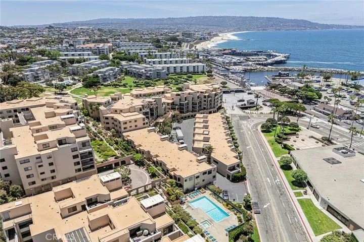 140 The Village 407, Redondo Beach, California 90277