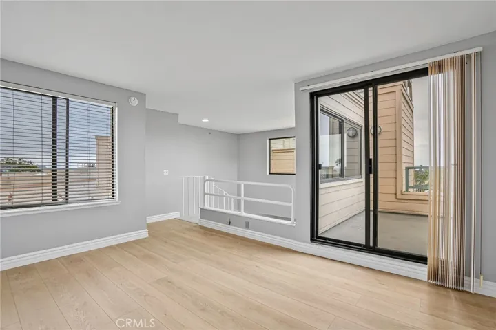 140 The Village 407, Redondo Beach, California 90277