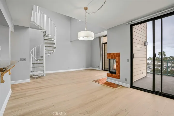 140 The Village 407, Redondo Beach, California 90277