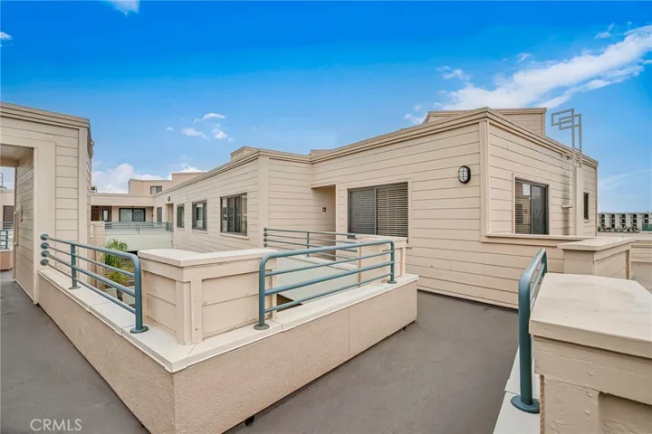 140 The Village 407, Redondo Beach, California 90277