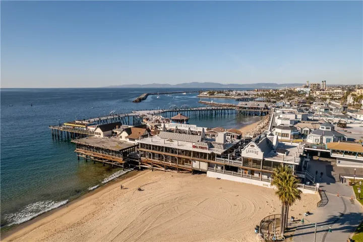 140 The Village 407, Redondo Beach, California 90277