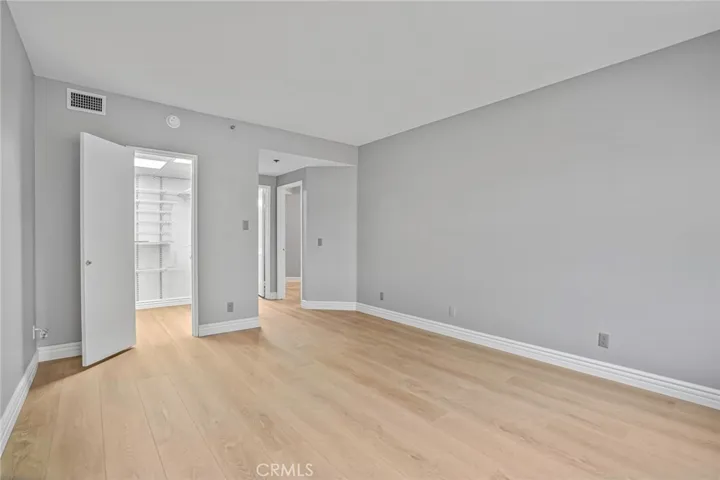 140 The Village 407, Redondo Beach, California 90277
