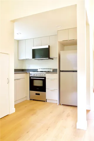 3743 Locke Avenue 1/2, Los Angeles, California 90032