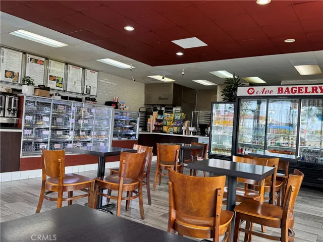 10877 Los Alamitos Boulevard, Los Alamitos, California 90720