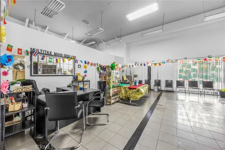 505 S Main, Santa Ana, California 92701