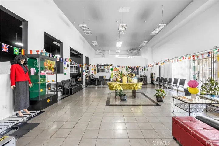 505 S Main, Santa Ana, California 92701