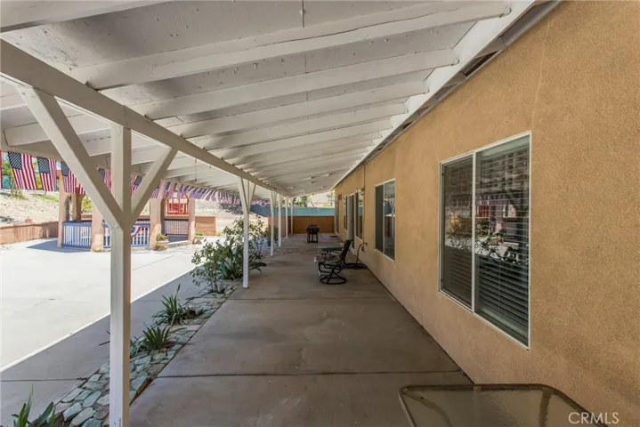 933 Driftwood, Banning, California 92220