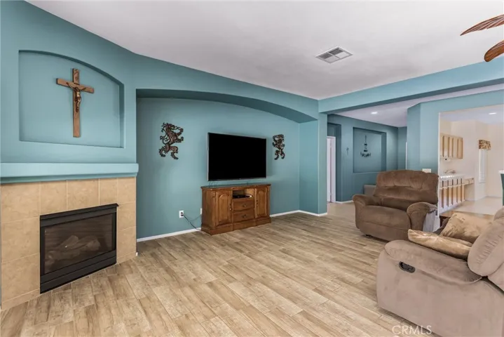 933 Driftwood, Banning, California 92220