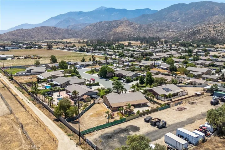 933 Driftwood, Banning, California 92220