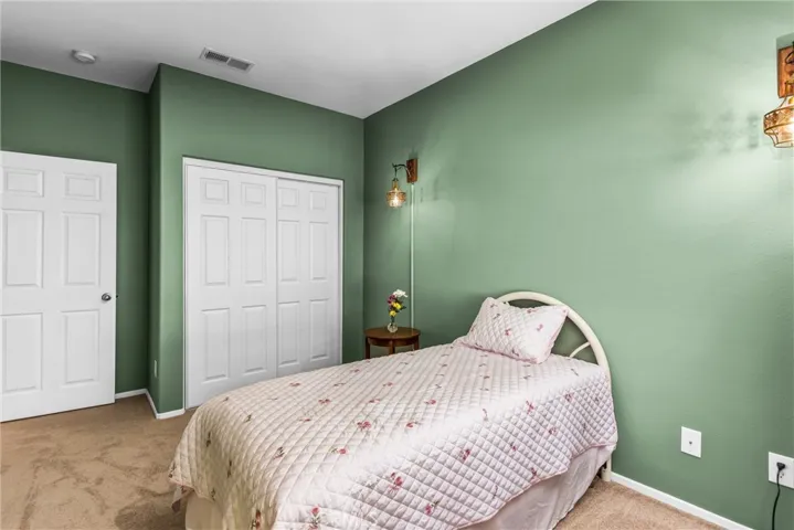 933 Driftwood, Banning, California 92220