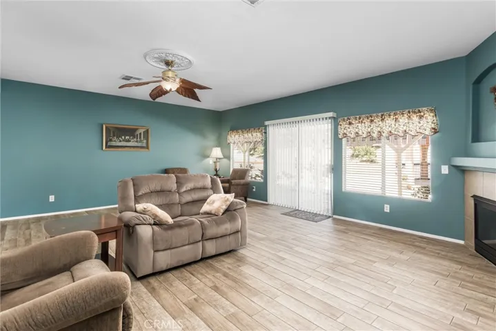 933 Driftwood, Banning, California 92220