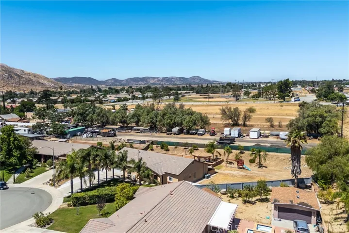 933 Driftwood, Banning, California 92220